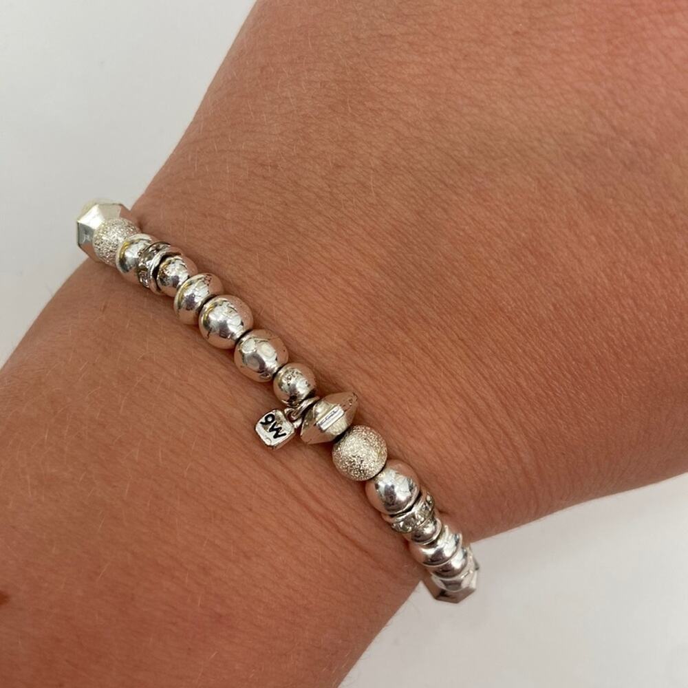 Silvertone ball beaded stretchy bracelet